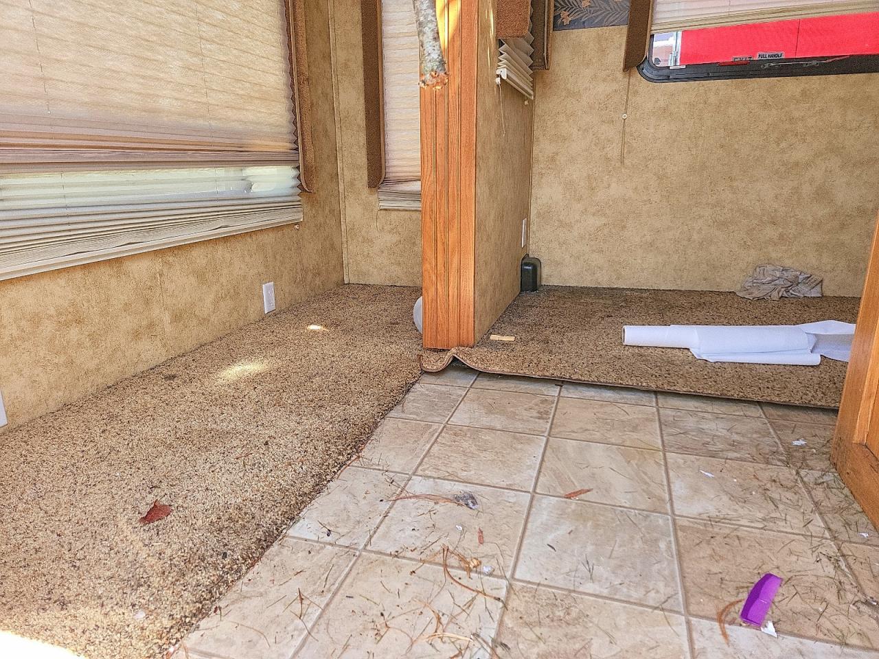 2009 Keystone Laredo Camper