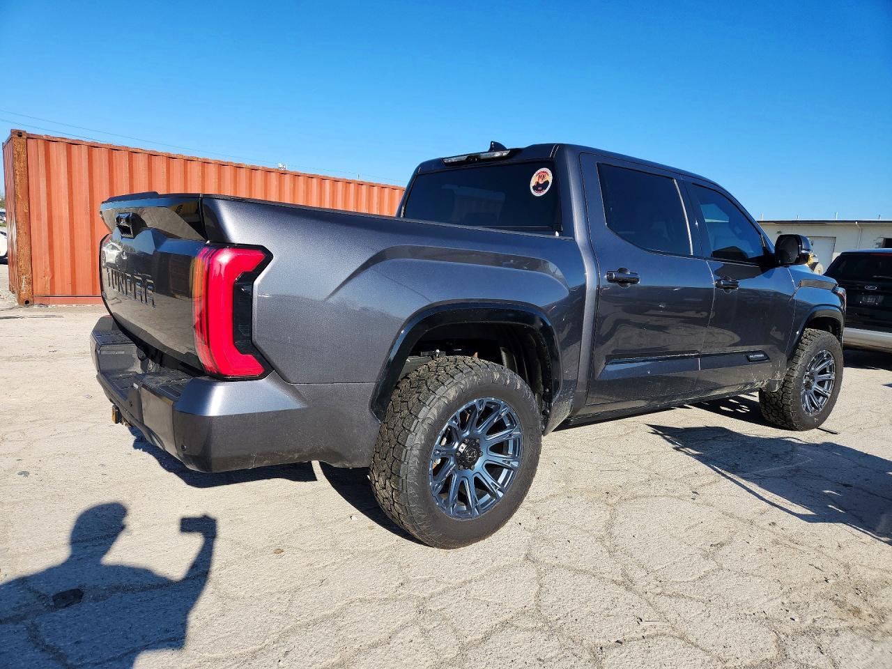 2023 Toyota Tundra Platinum