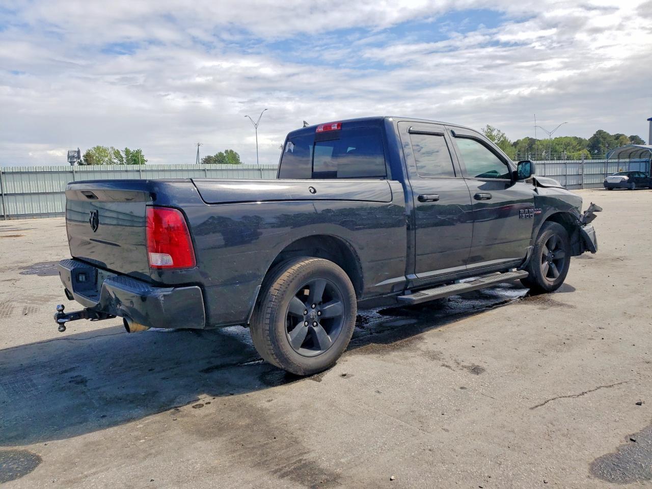 2018 Dodge RAM 1500 SLT