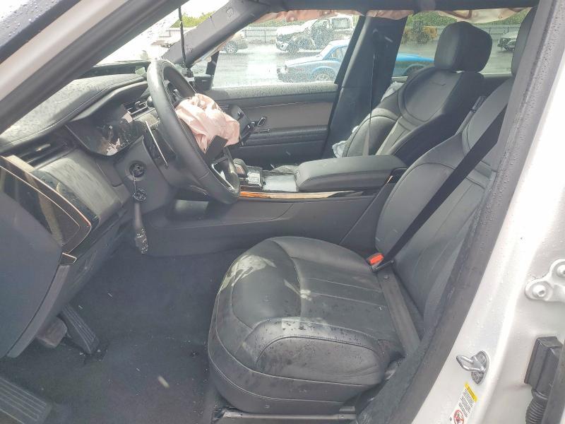 2025 Land Rover Range Rover Sport se