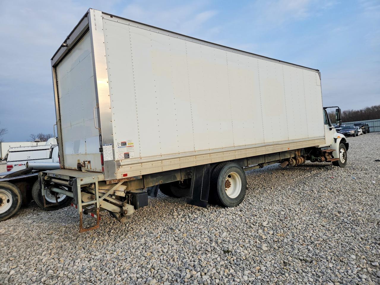 2018 International 4300 BOX Truck