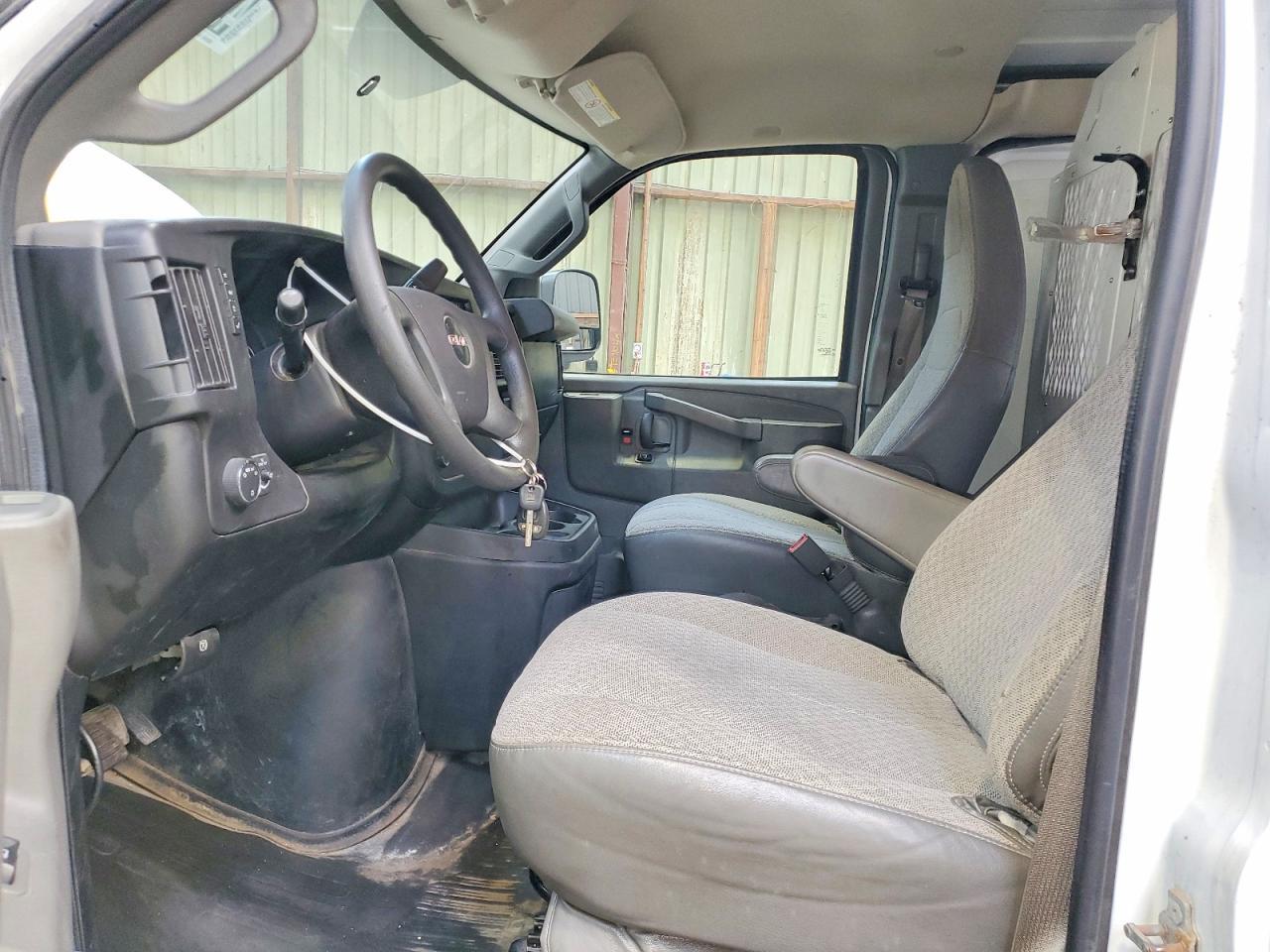 2017 GMC Savana G2500