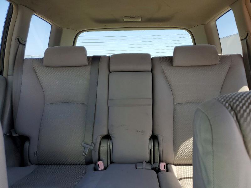 2004 Toyota Highlander Base
