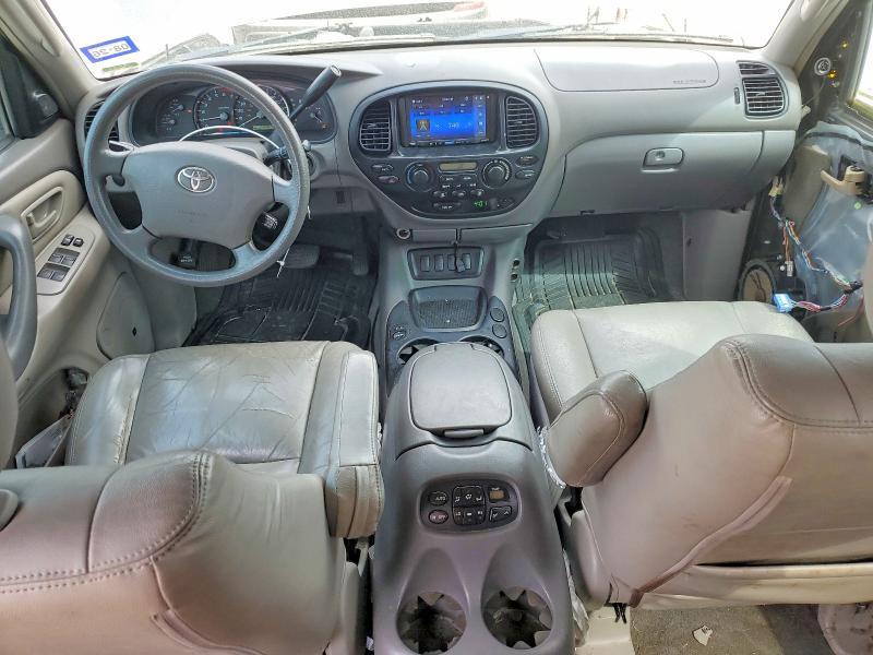 2005 Toyota Sequoia SR5