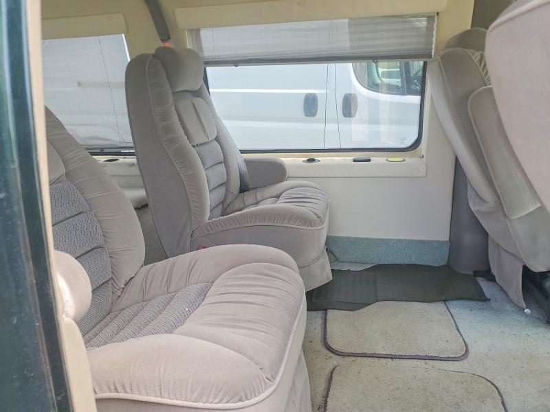 2001 Chev Express G1500