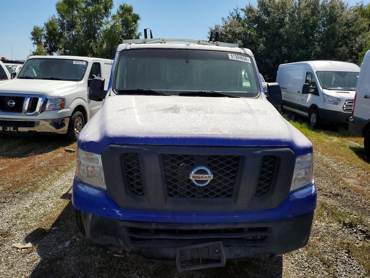 2016 Nissan NV 2500 HD SV