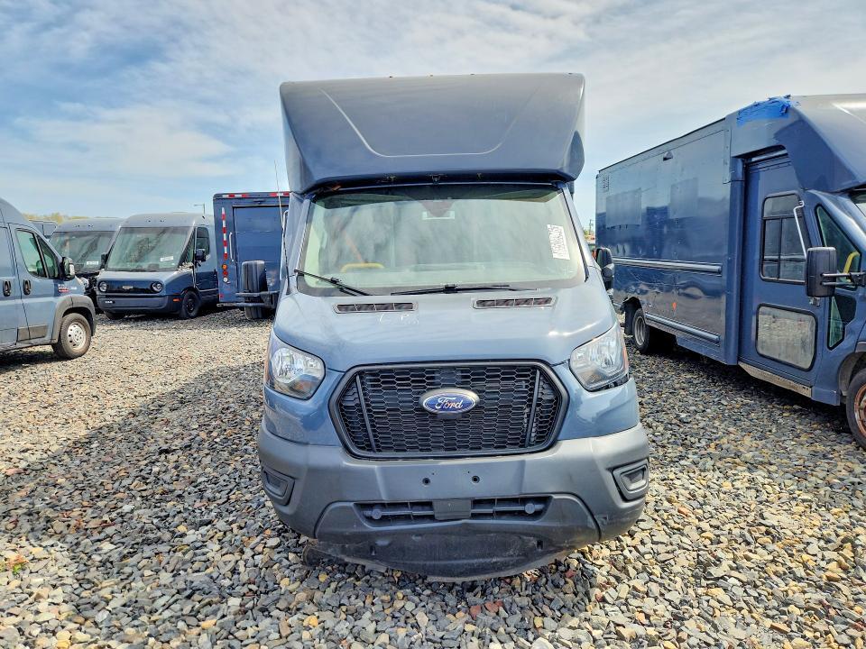 2021 Ford Transit Delivery Truck