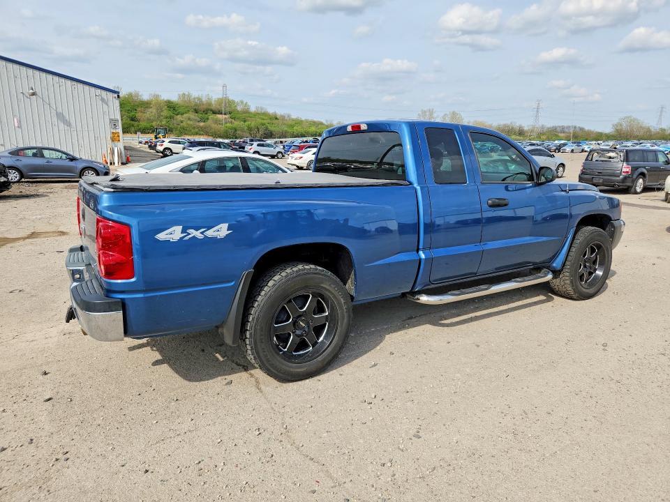 2005 Dodge Dakota slt