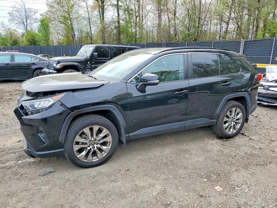 2021 Toyota Rav4 xle Premium
