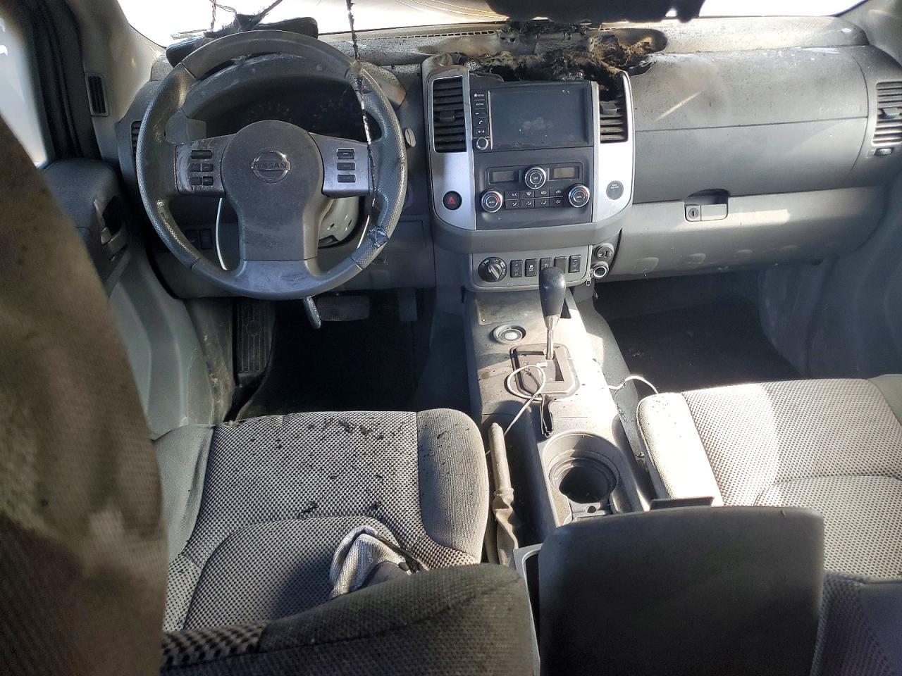 2020 Nissan Frontier SV