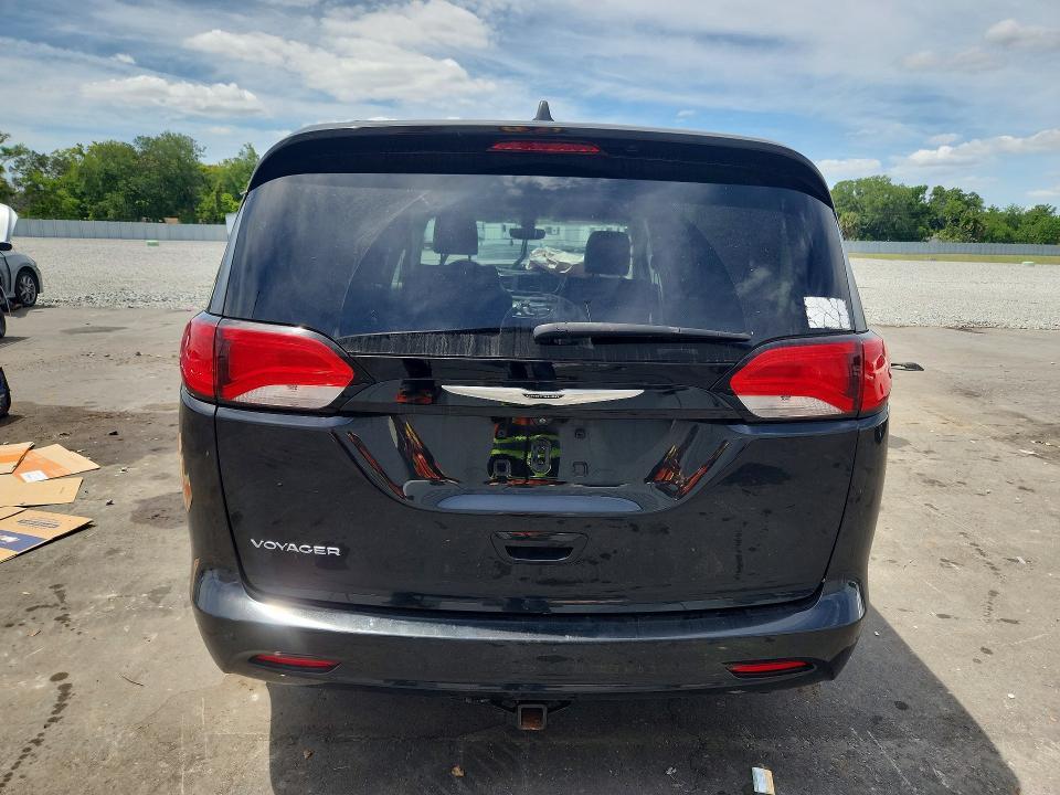2021 Chrysler Voyager LXI