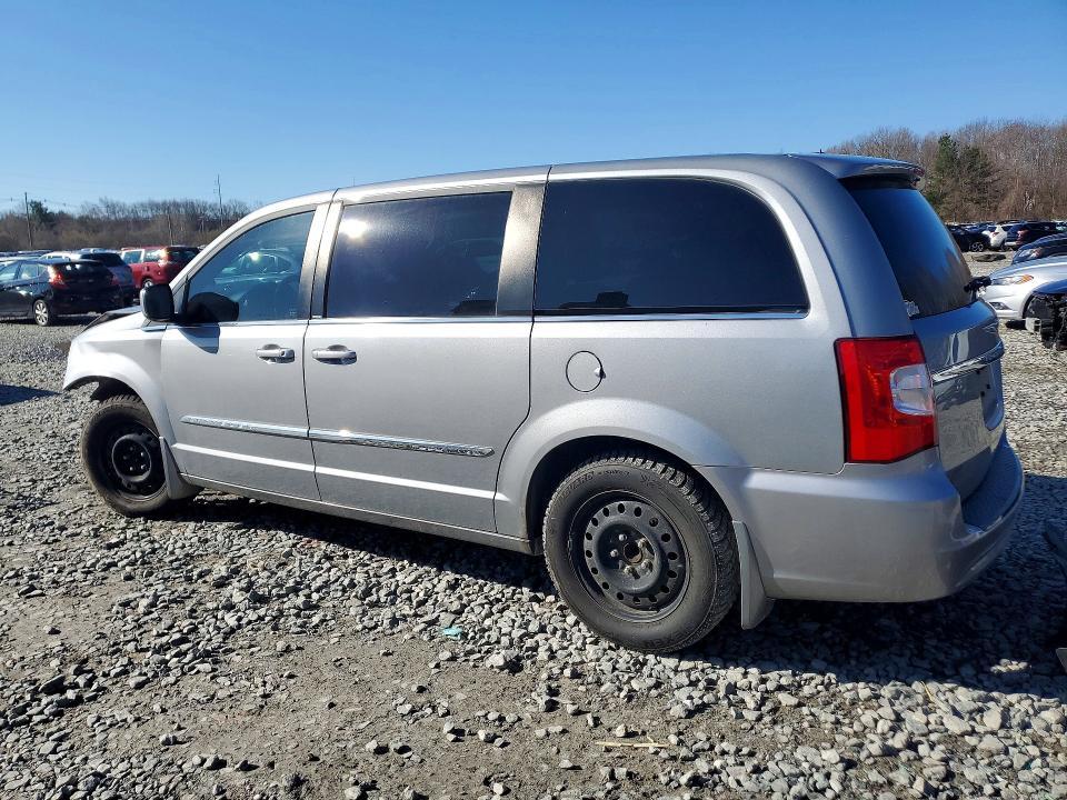 2014 Chrysler Town & Country s