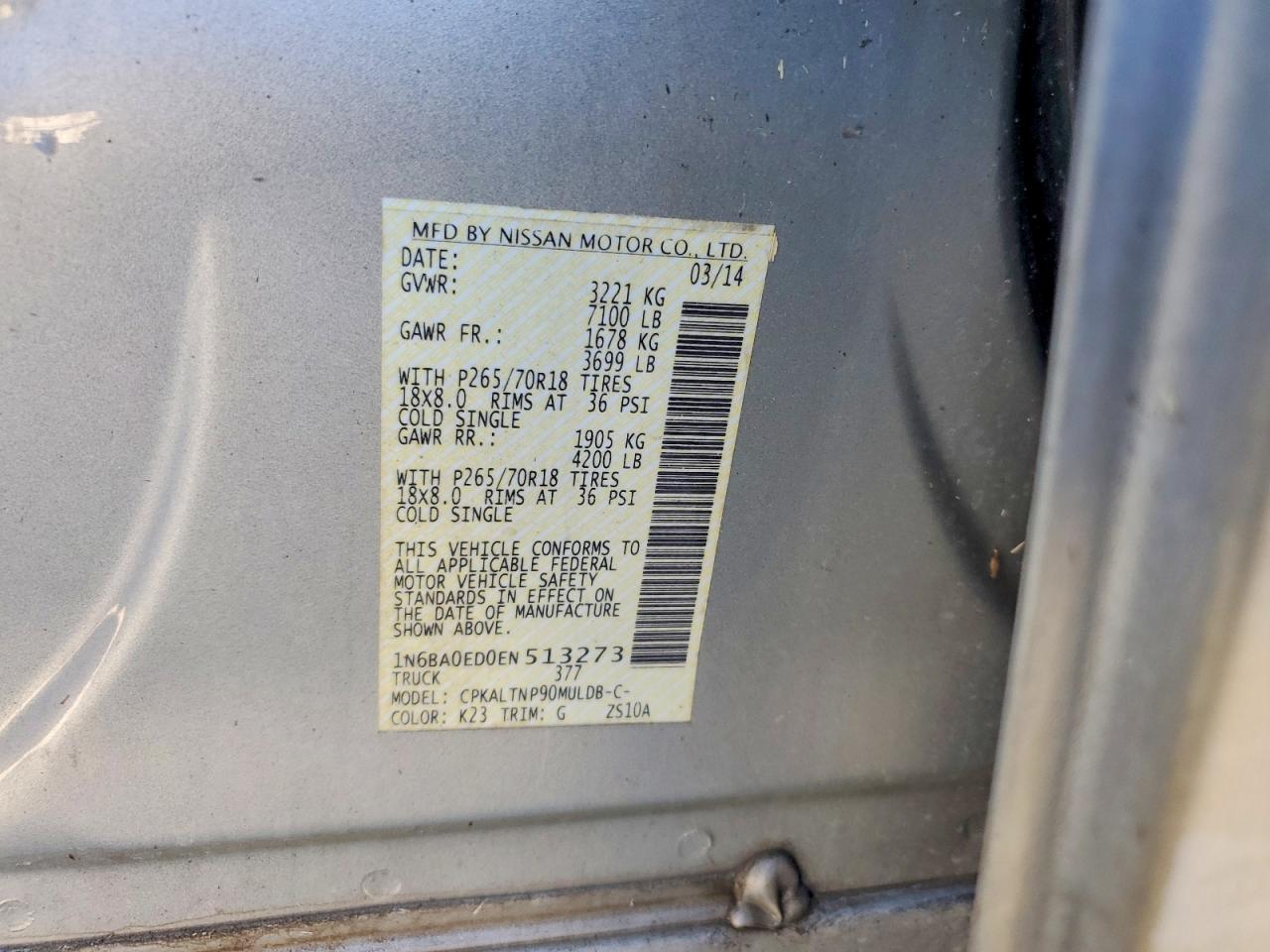 2014 Nissan Titan SV