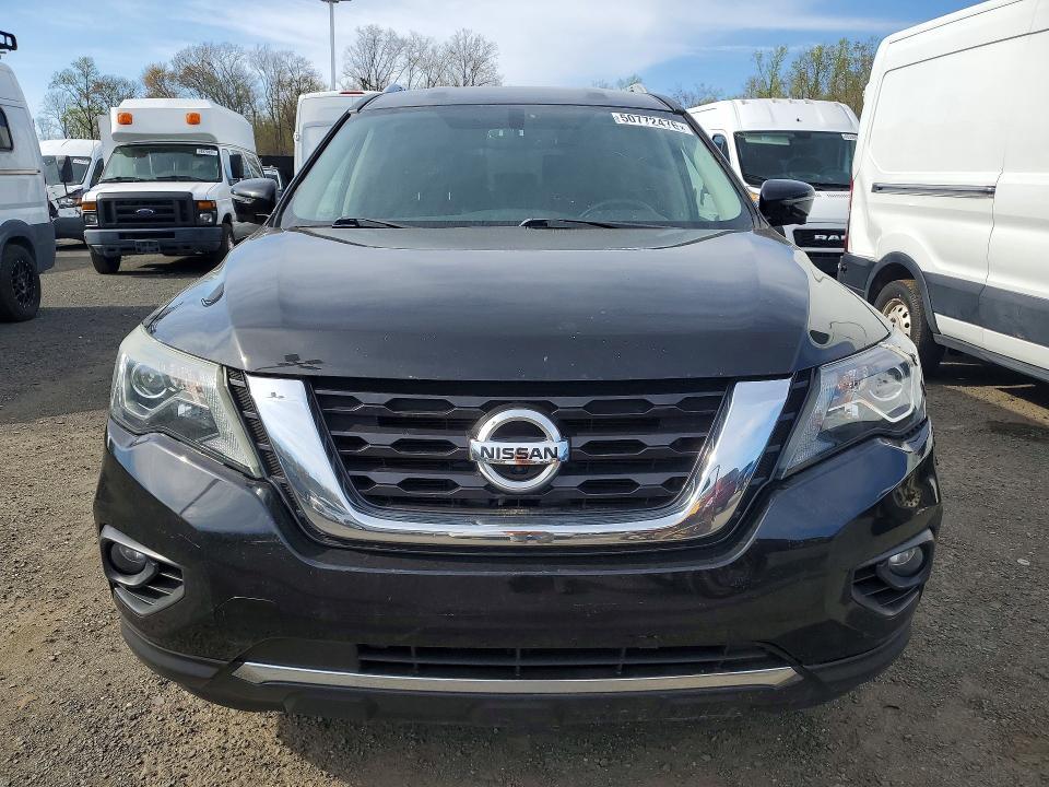 2018 Nissan Pathfinder sl