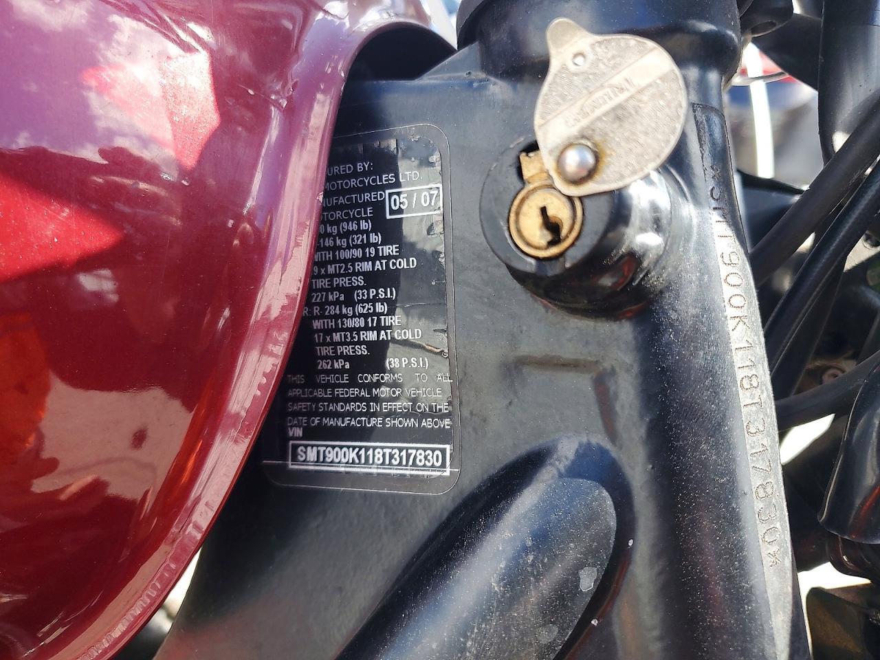 2011 Trum Bonneville