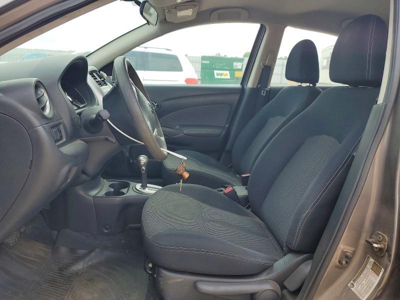 2015 Nissan Versa 1.6 sv