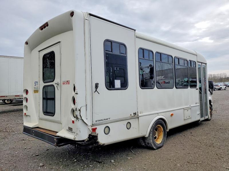 2017 Ford Econoline E450 Super Duty Cutaway van