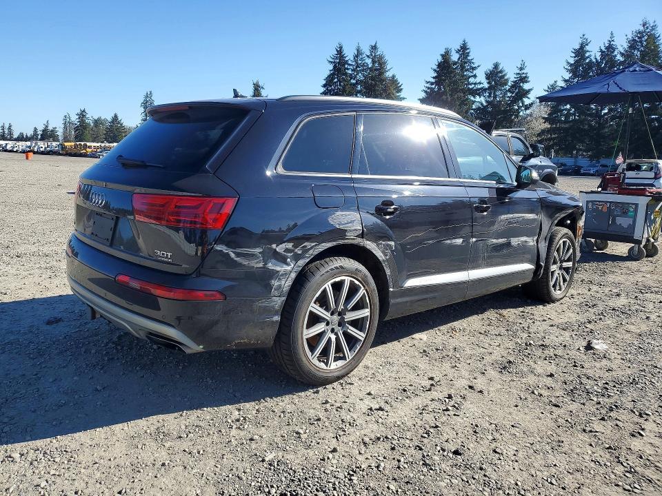 2017 Audi Q7 Premium Plus