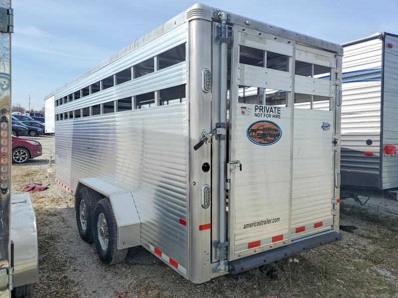 2019 Sundowner Horse Trailer