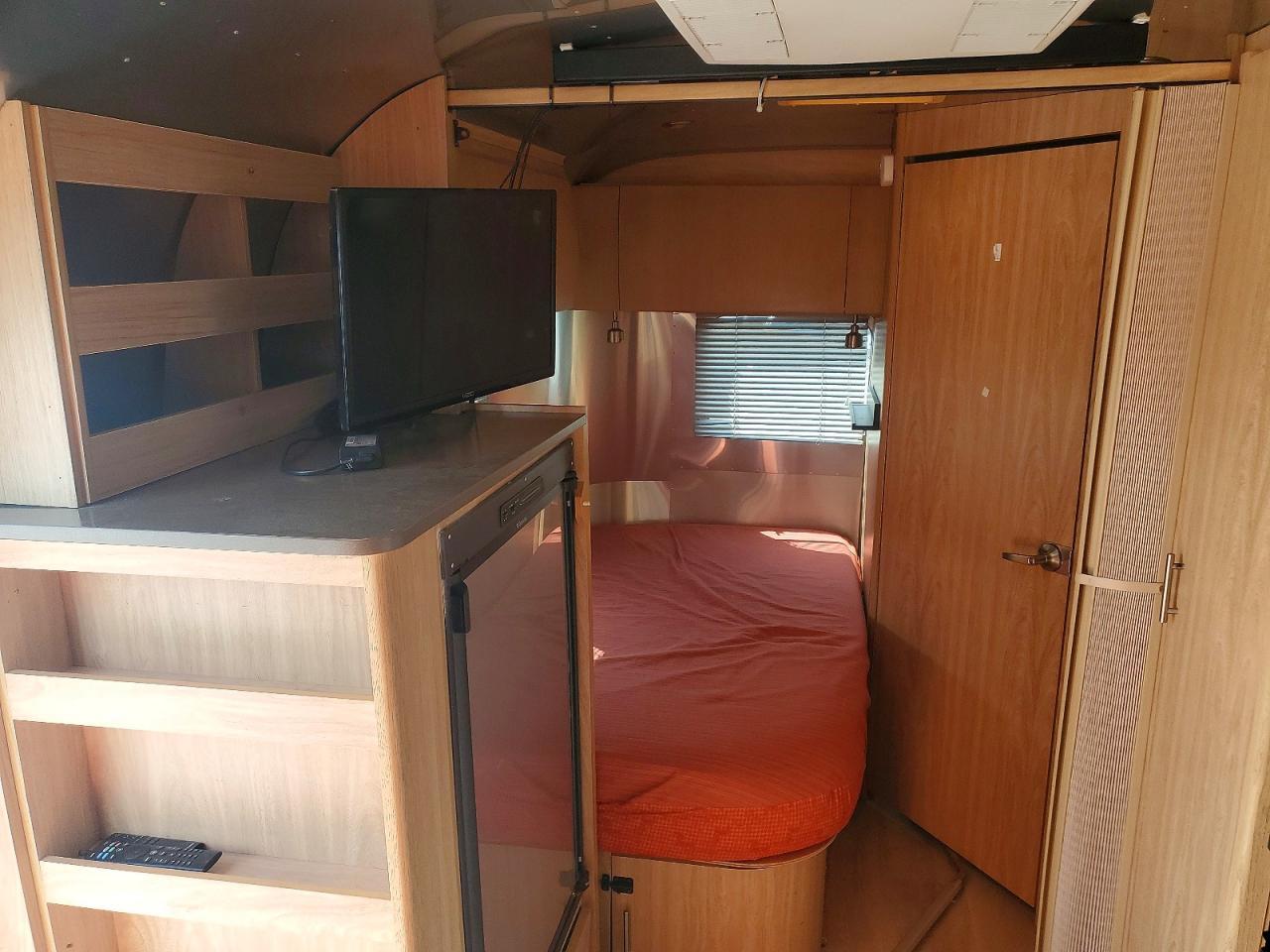 2007 Airstream Safari Camper