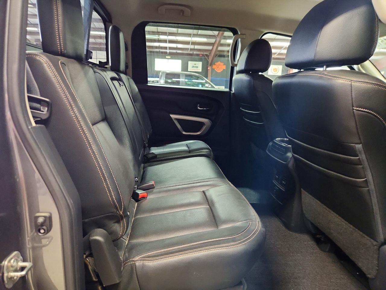 2018 Nissan Titan SL