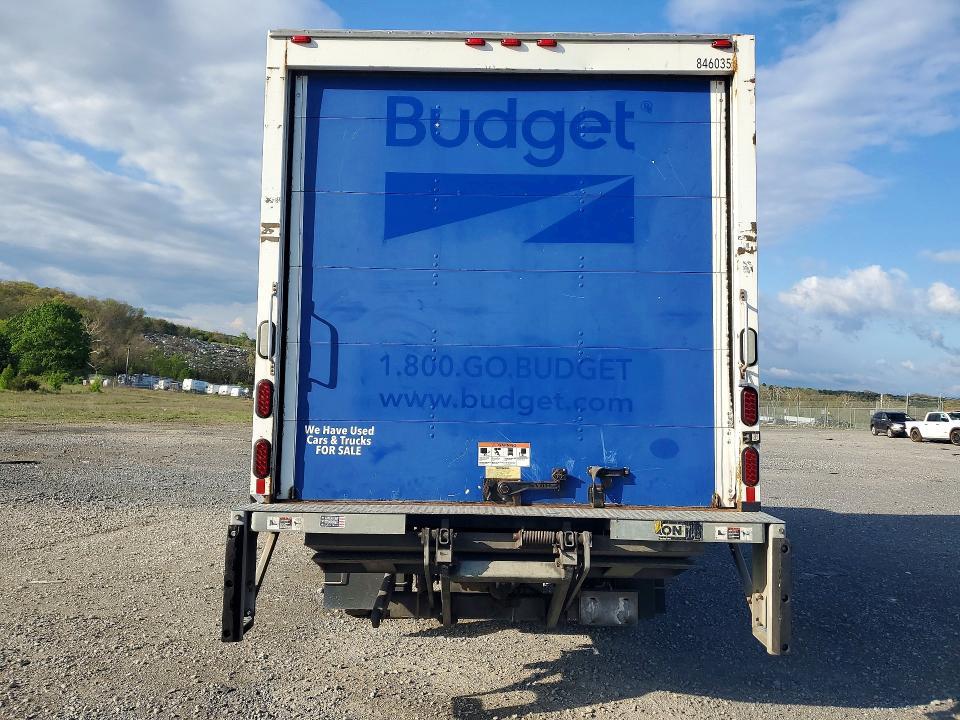 2018 Isuzu NPR HD