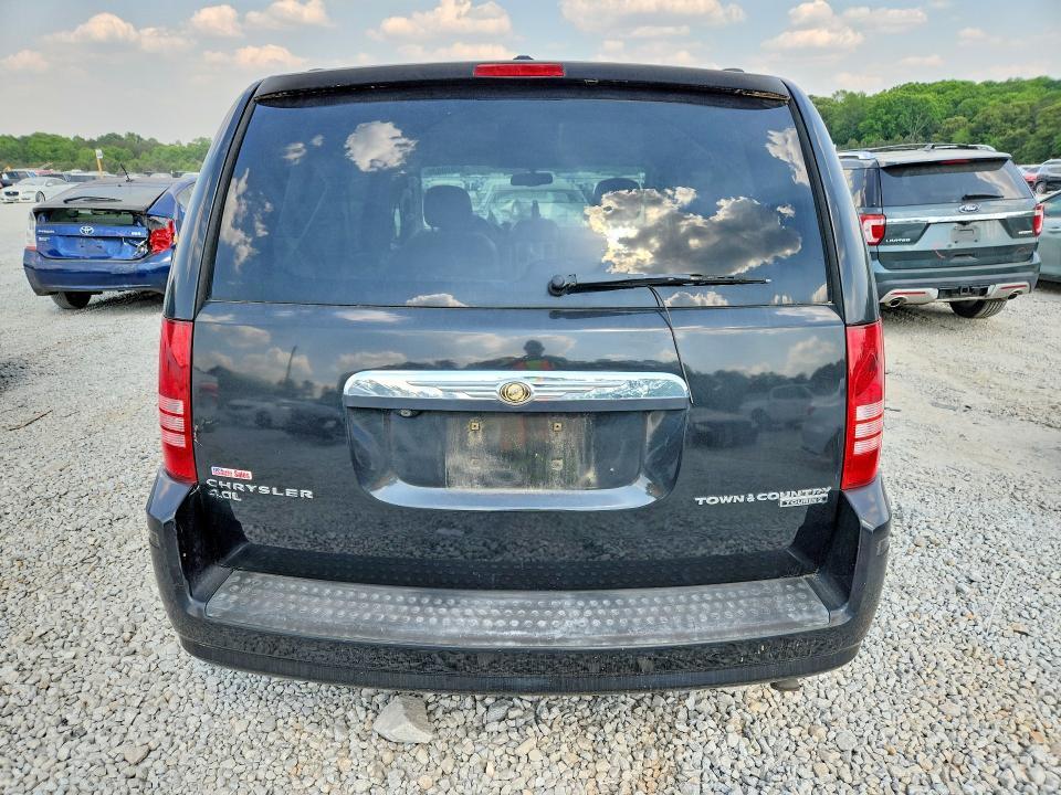 2010 Chrysler Town & Country Touring Plus
