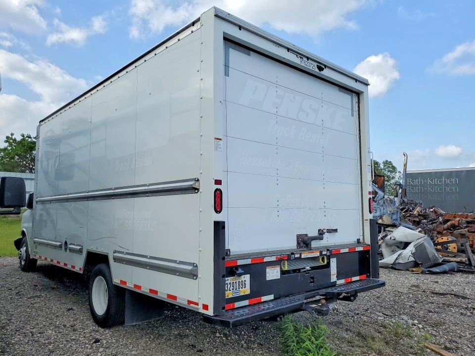 2021 GMC Savana BOX Truck