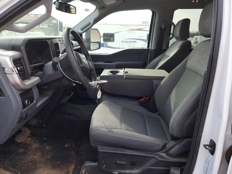 2024 Ford F550 Super Duty Flatbed Truck