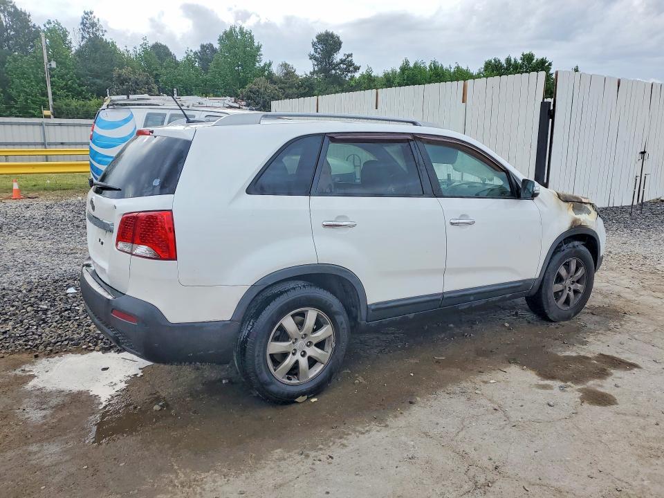 2011 KIA Sorento lx