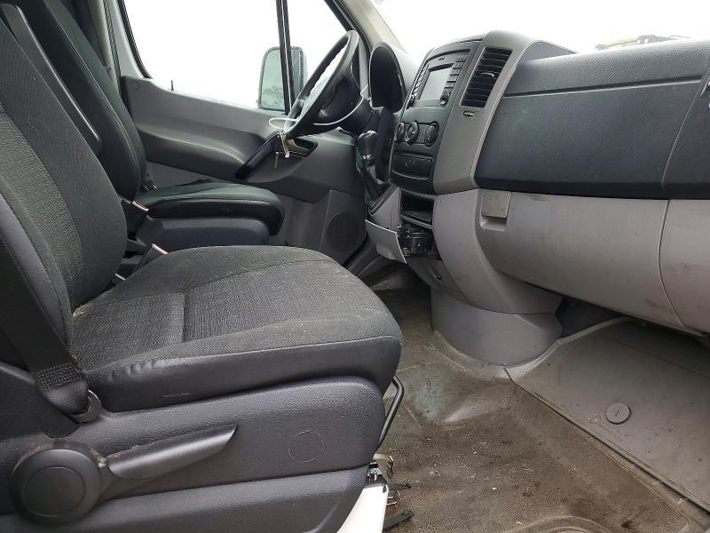 2014 Freightliner Sprinter Refrigerated BOX Truck
