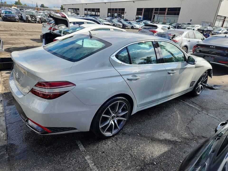 2026 Genesis G70 2.5t Standard