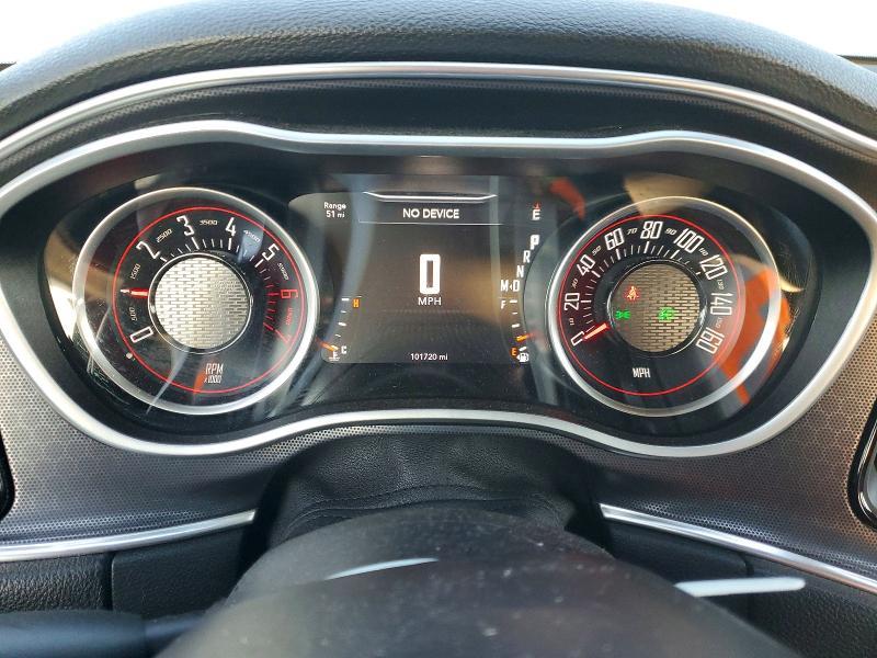 2016 Dodge Challenger r