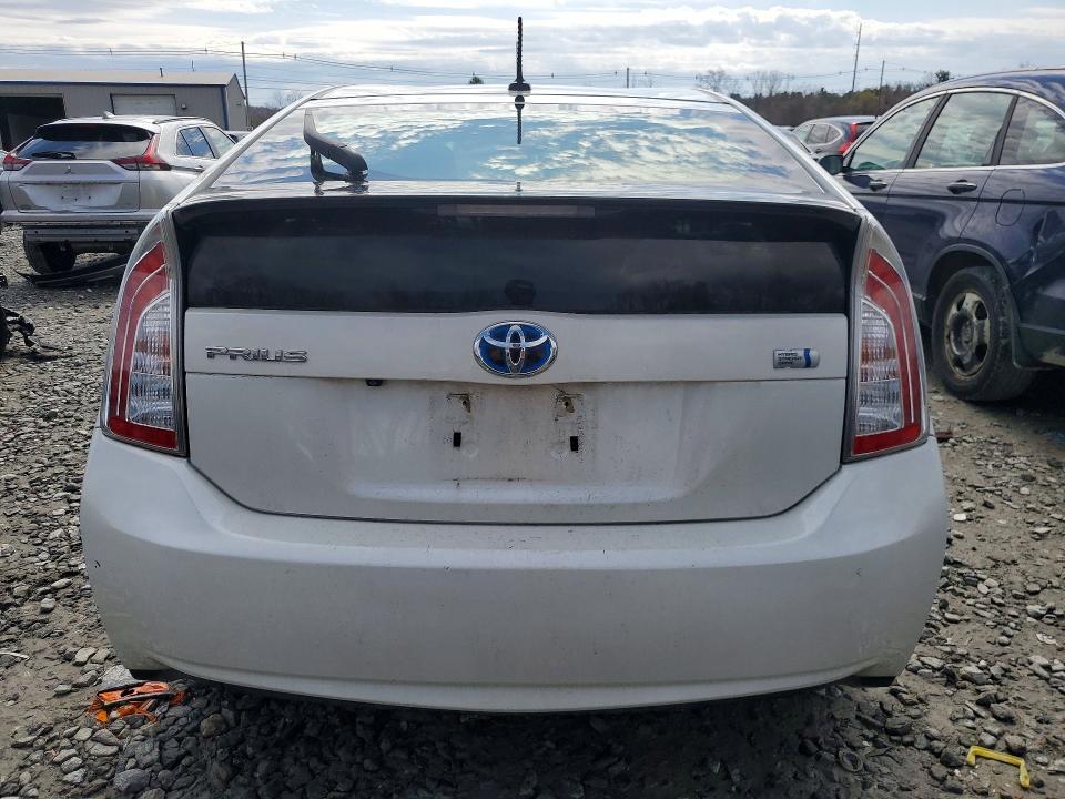 2015 Toyota Prius Three