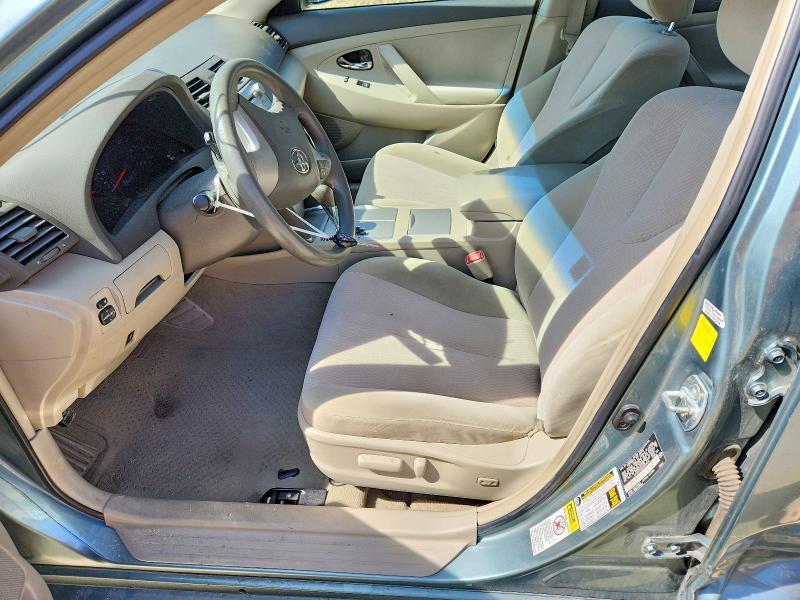 2011 Toyota Camry le