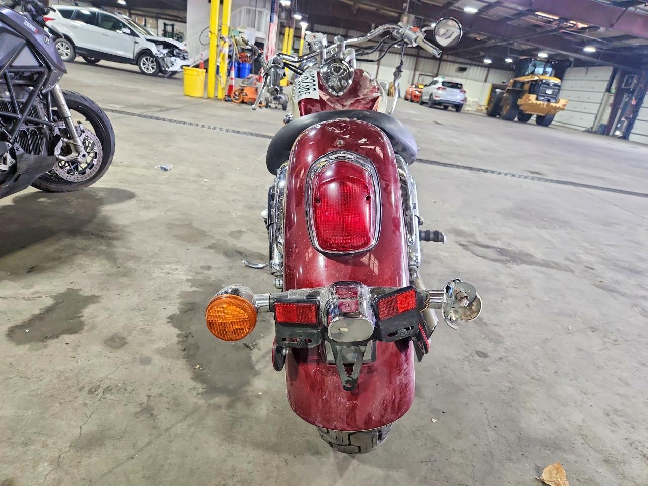 1998 Honda VT750 CD2