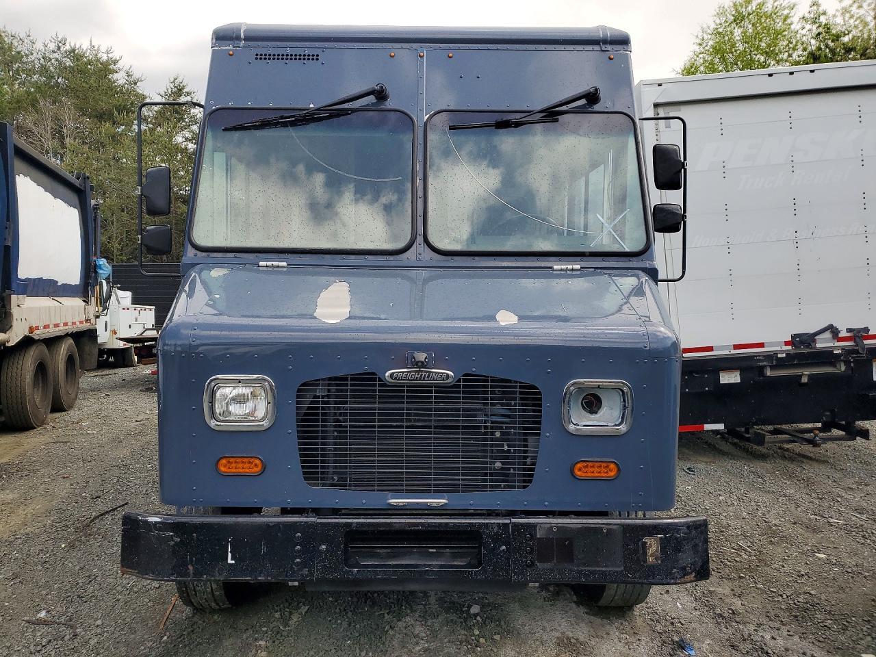 2020 Freightliner Chassis M Line WALK-IN Van