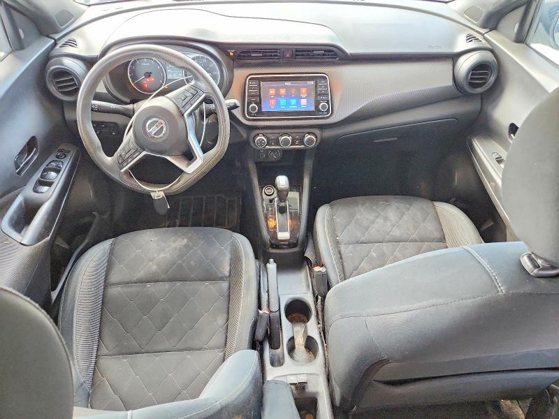2020 Nissan Kicks s