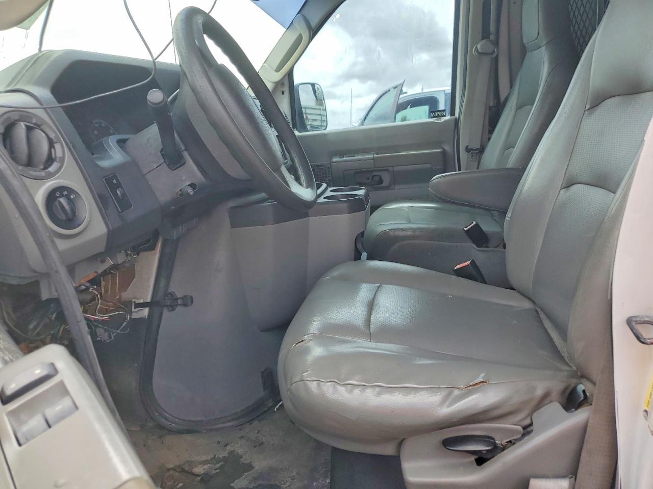 2013 Ford E250 Utility / Service Van