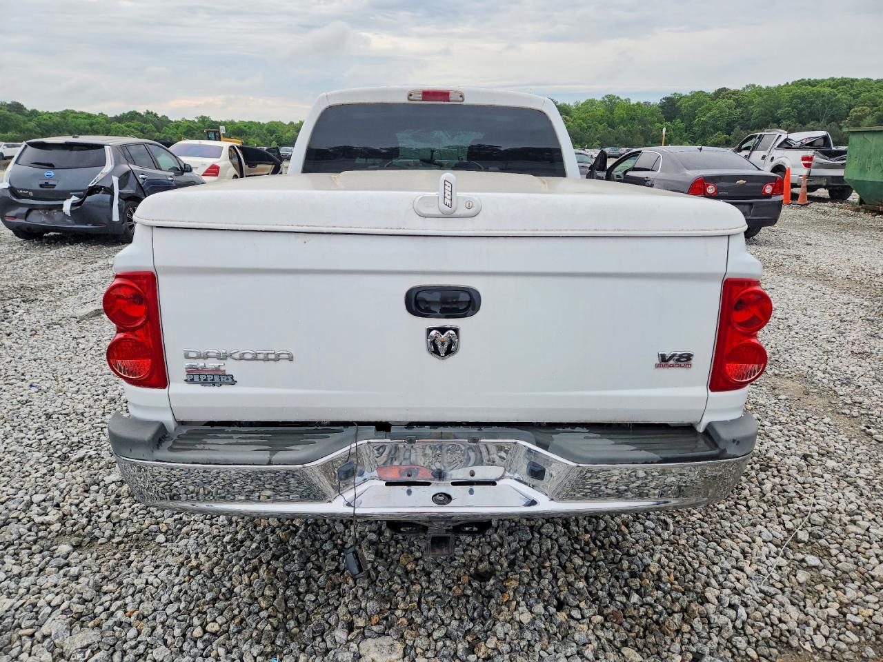 2006 Dodge Dakota Quad SLT