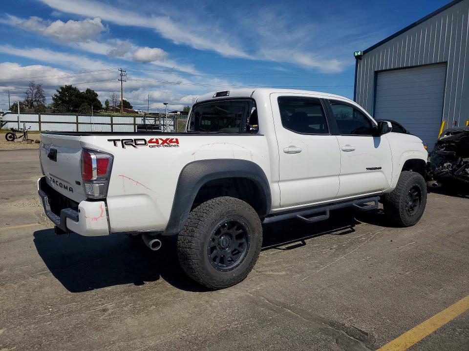 2020 Toyota Tacoma trd Off-road