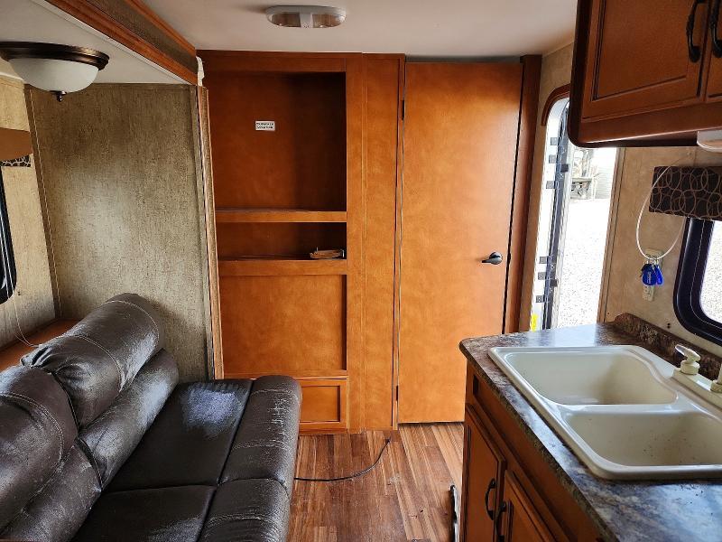 2015 Gulf Stream Conquest Camper