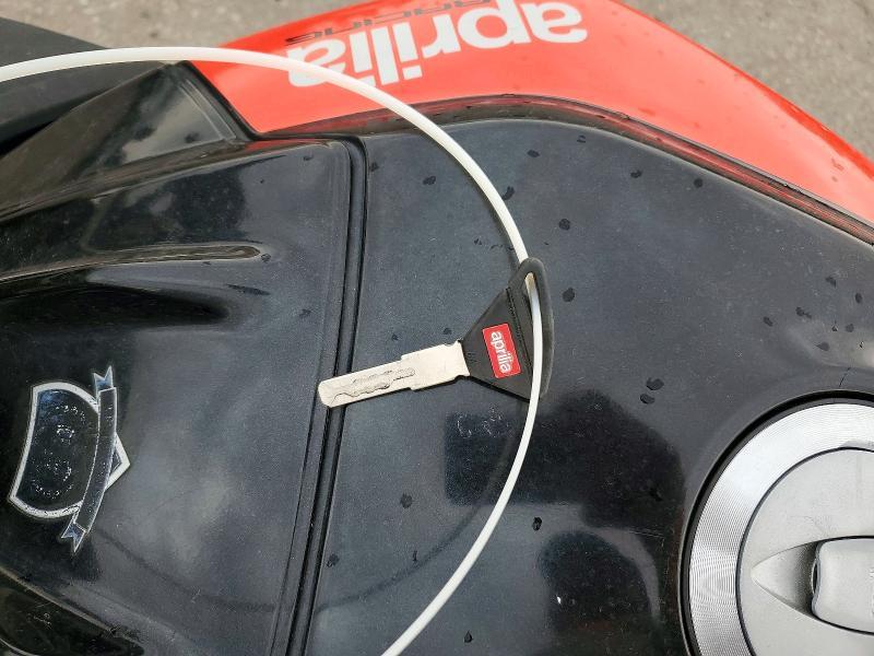 2017 Aprilia Tuono V4 1100 RR