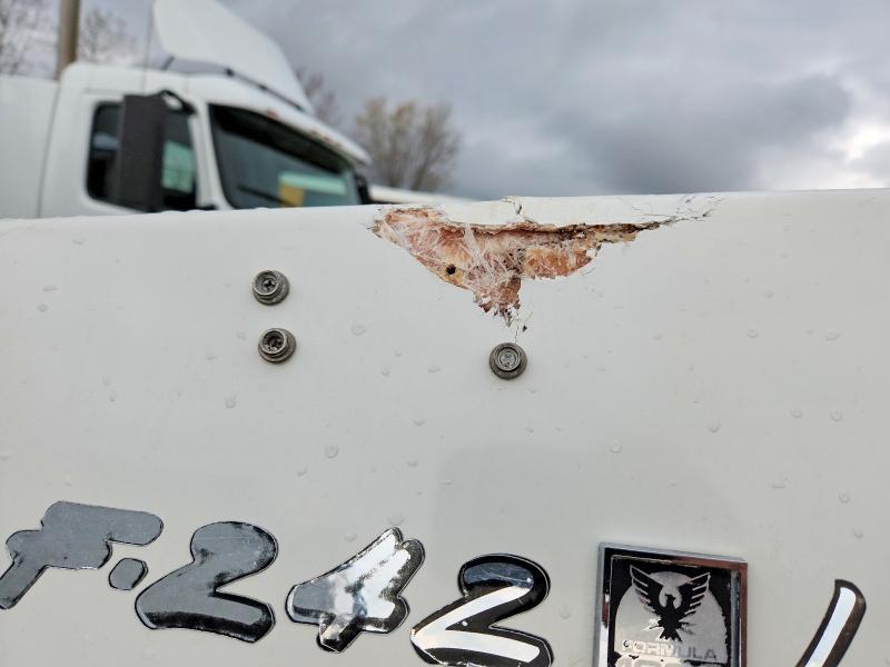 1988 Formula Boat 242-boat