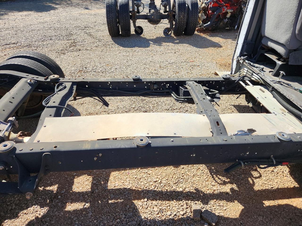 2018 Ford E450 Truck Cab AND Chassis