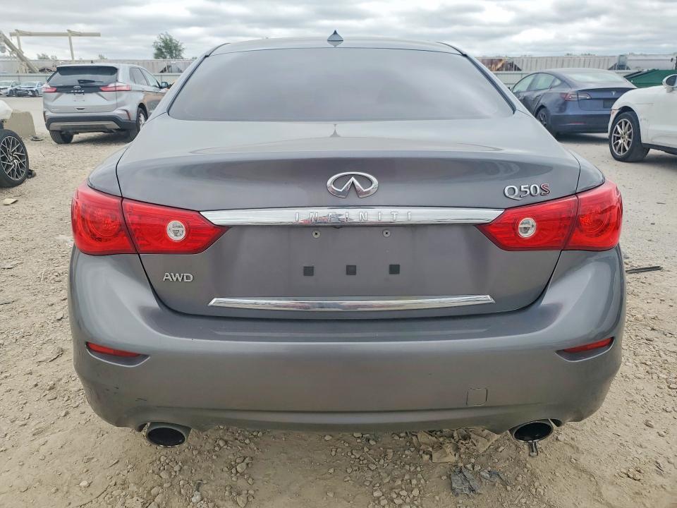 2015 Infiniti Q50 Sport