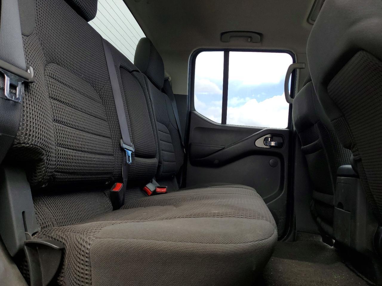 2006 Nissan Frontier SE