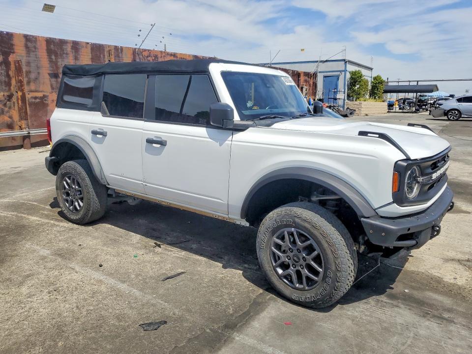 2022 Ford Bronco Base