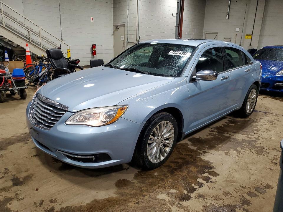 2012 Chrysler 200 Limited