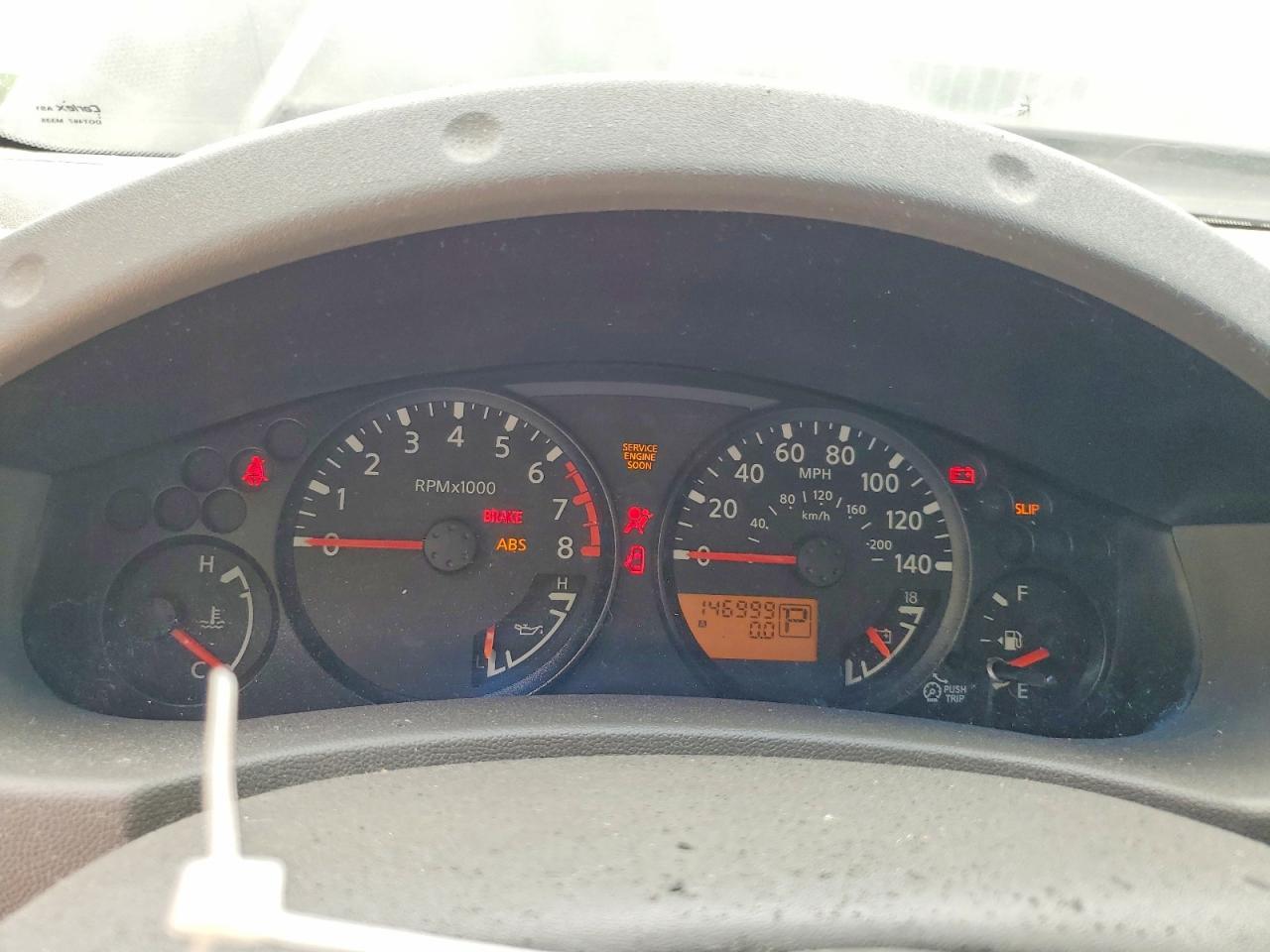 2009 Nissan Frontier SE V6